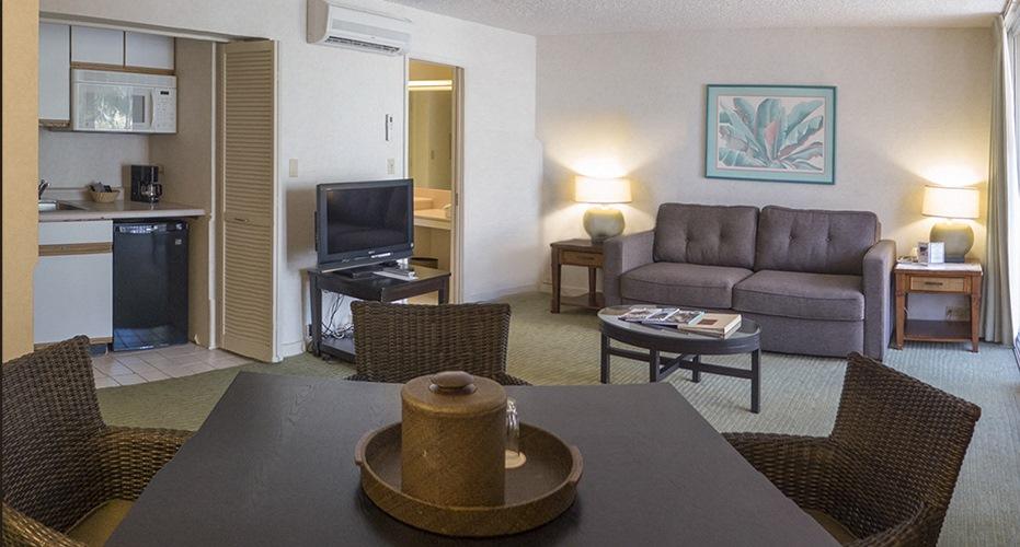 Kaimana Beach Hotel Honolulu Exterior photo